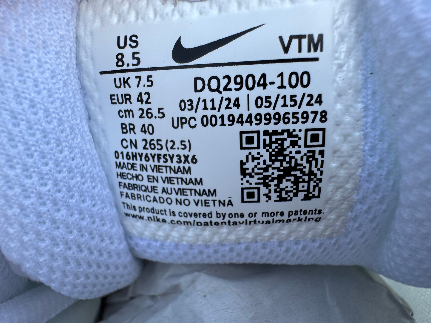 NIKE INTERLOCK (WHITE) ( ORIGINAL 100% VIETNAM )