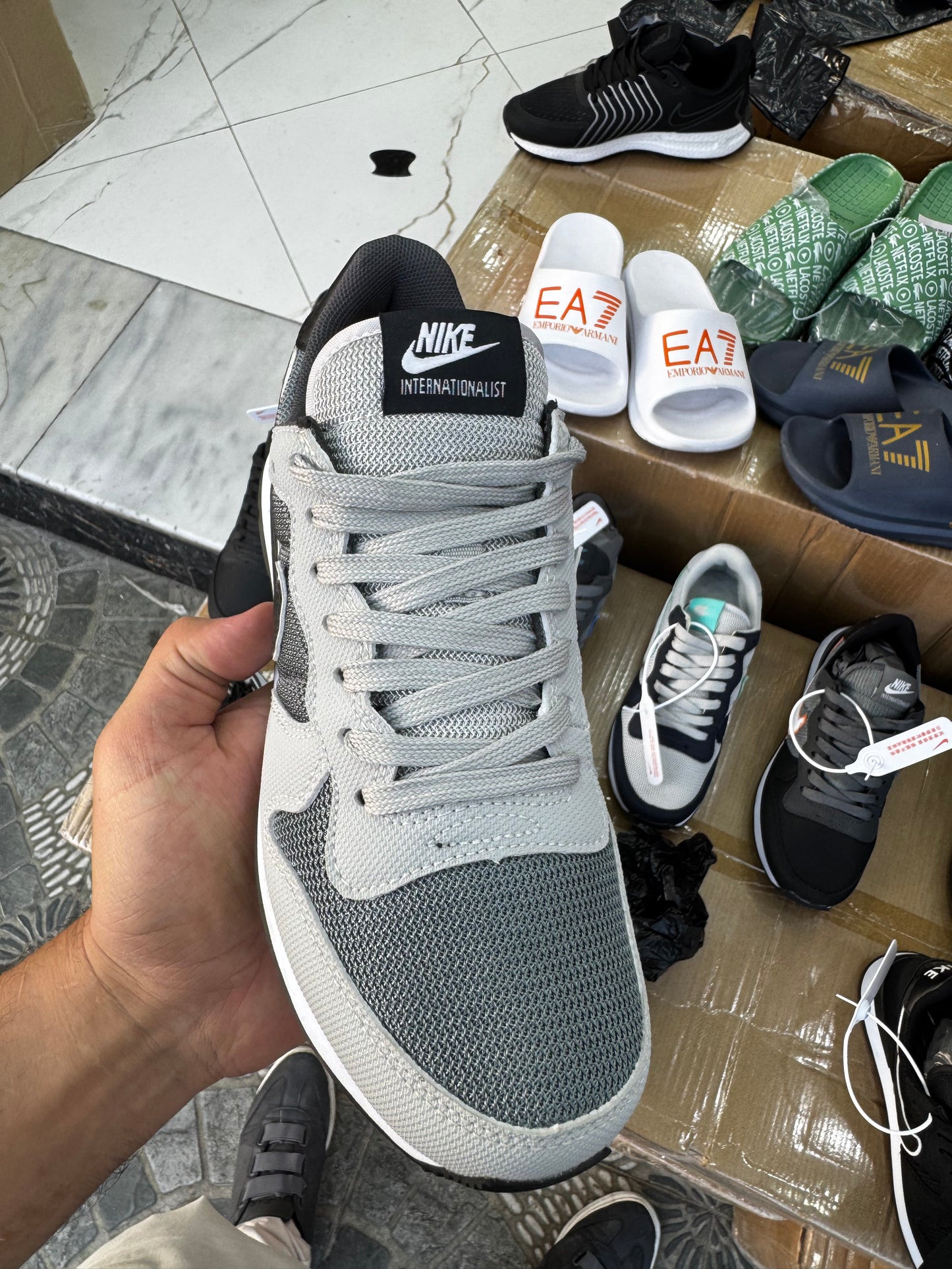 Zoom IST Gris Simple