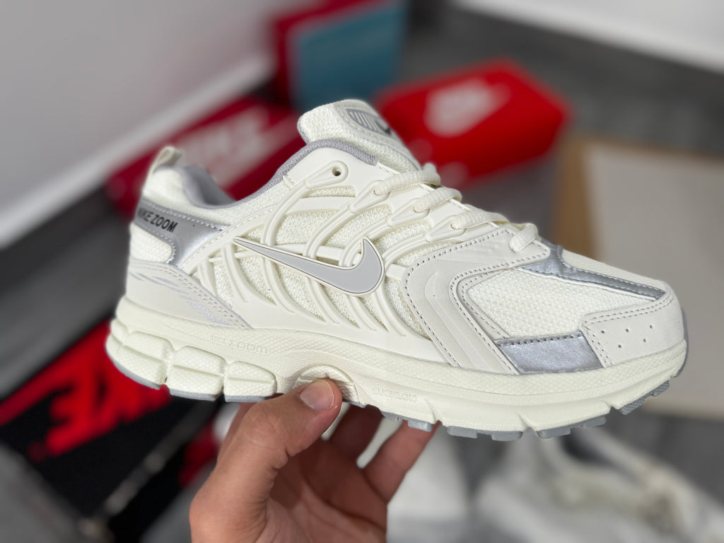 Nike V2K RUN Original