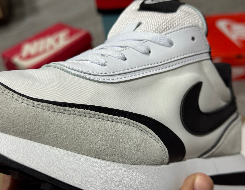 Black Nike Waffle ORIGINAL 100%