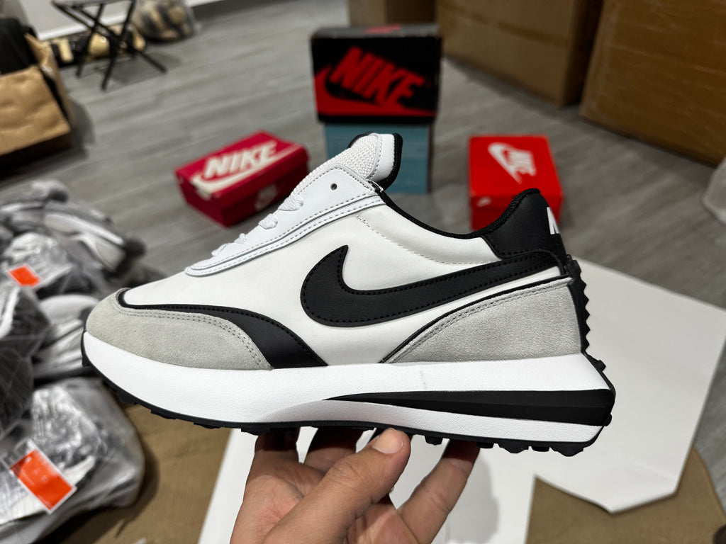 Black Nike Waffle ORIGINAL 100%