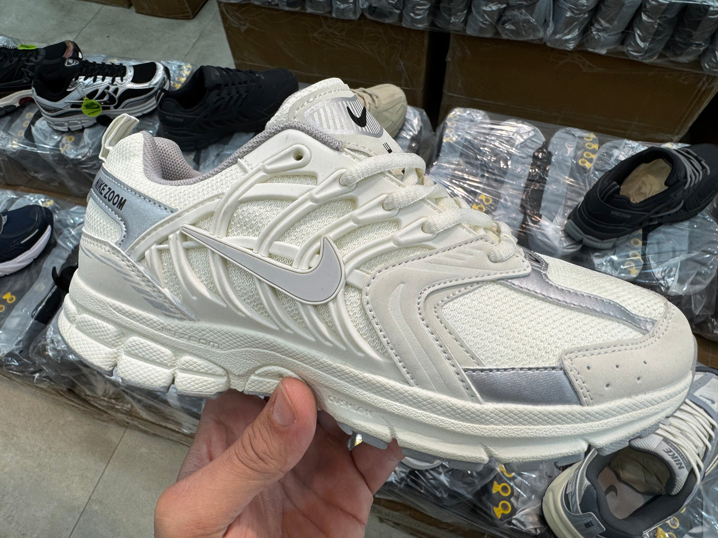 Nike V2K RUN Original