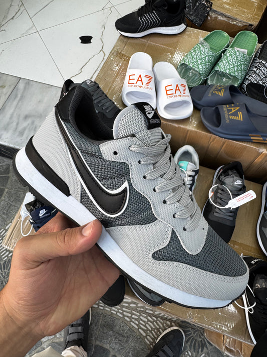 Zoom IST   Gris Simple