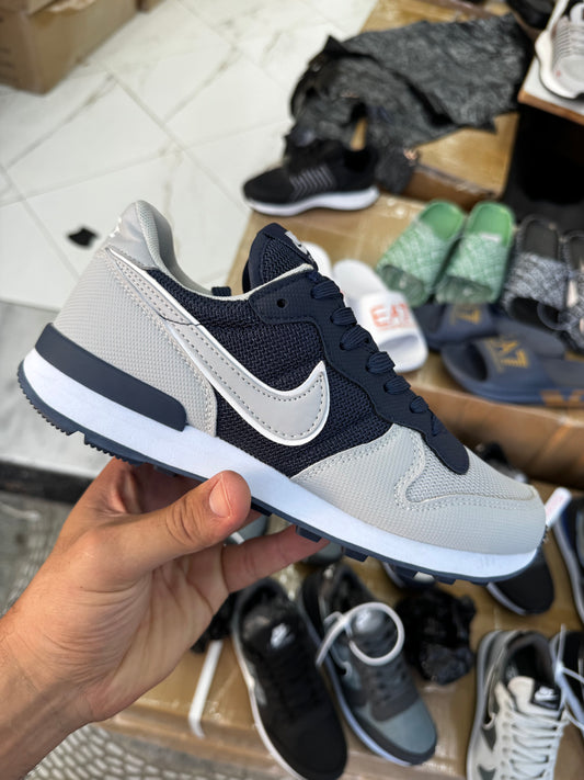 Zoom IST   Grise bleu marine