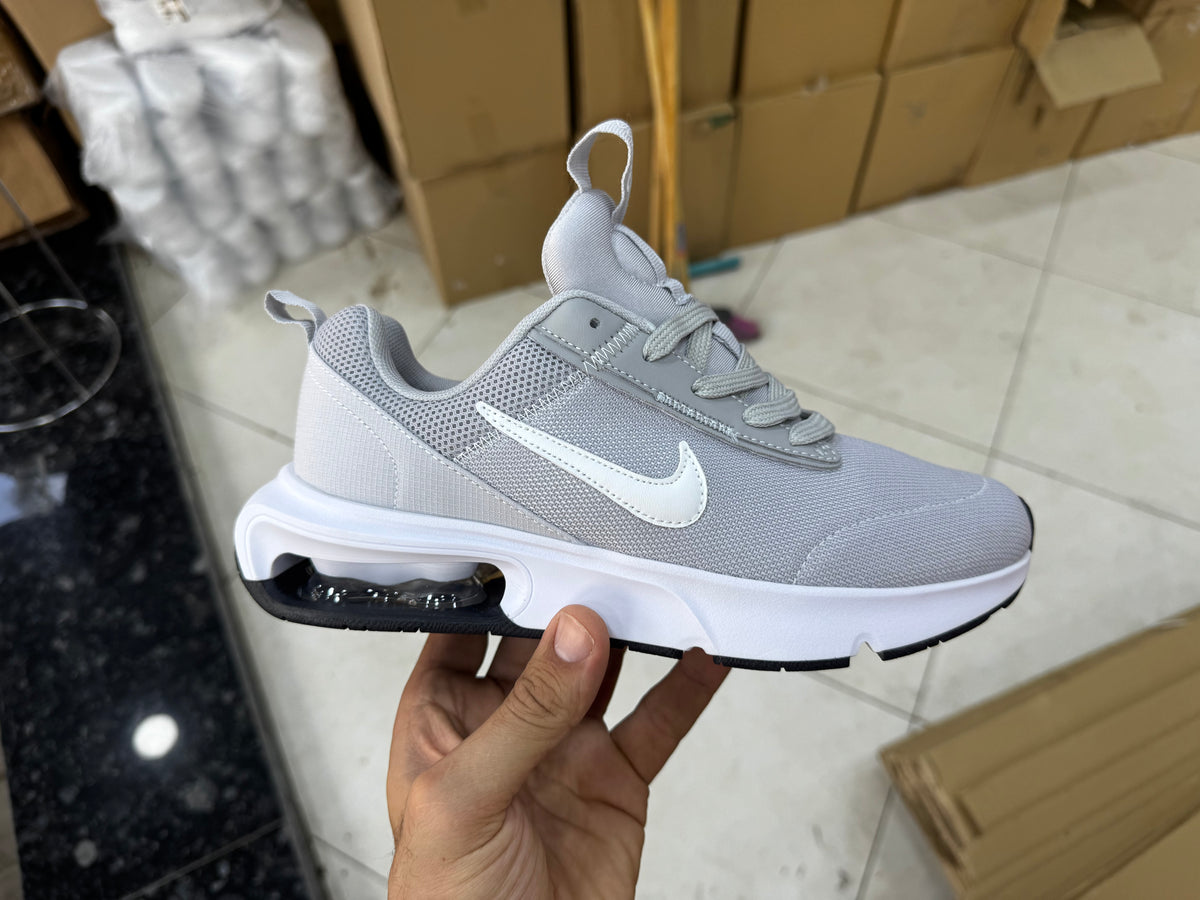 Nike Air Max INTRLK
